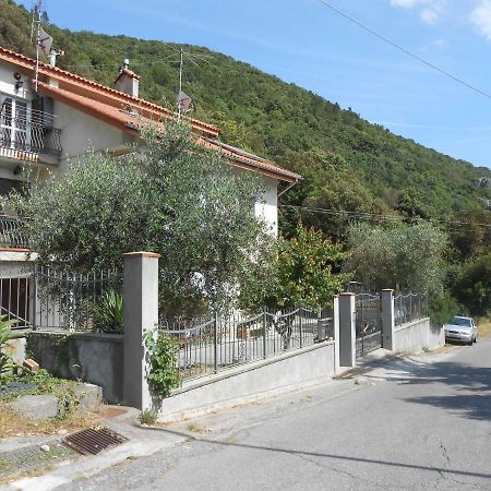 La Mansardina Apartment Vezzi Portio Exterior foto