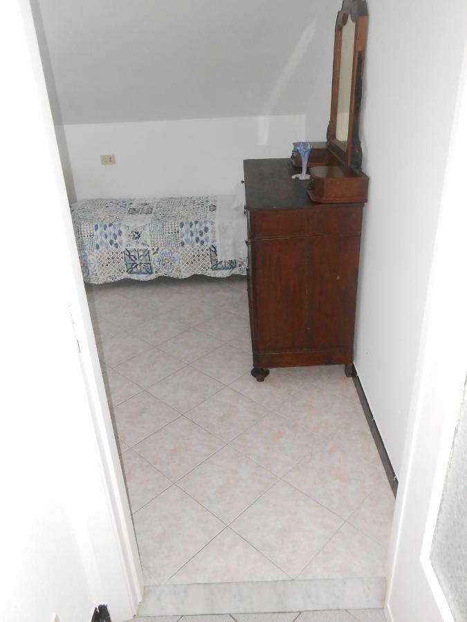 La Mansardina Apartment Vezzi Portio Exterior foto