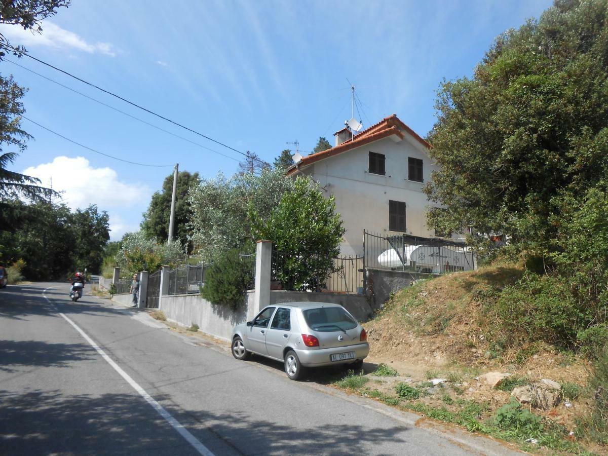 La Mansardina Apartment Vezzi Portio Exterior foto